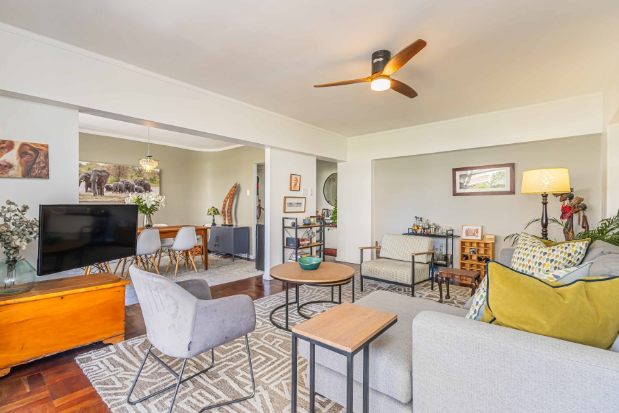 2 Bedroom Property for Sale in Sea Point Western Cape